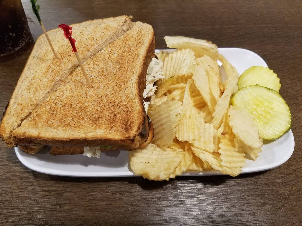 Kravings Pizza and Ice Cream | restaurant | 979 MA-109, Millis, MA 02054, USA | 5083766069 OR +1 508-376-6069