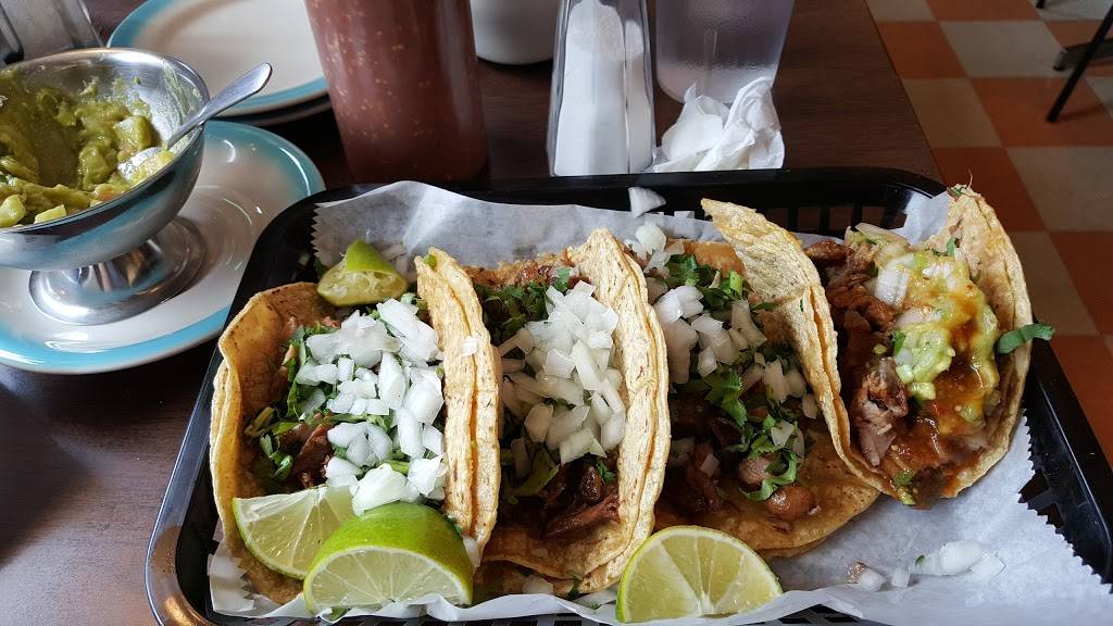 Carnitas Michoacan INC. | restaurant | 4235 W 63rd St, Chicago, IL 60629, USA | 7739126607 OR +1 773-912-6607