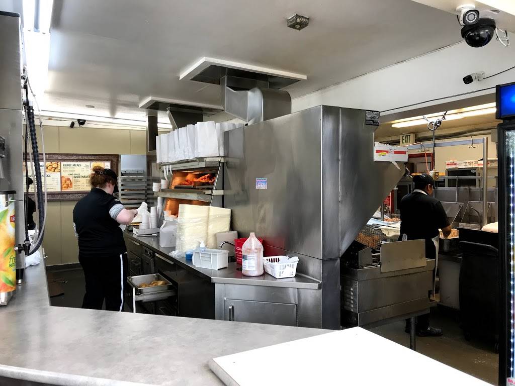 Ezells Famous Chicken | restaurant | 501 23rd AVE (23rd &, E Jefferson St, Seattle, WA 98122, USA | 2063244141 OR +1 206-324-4141