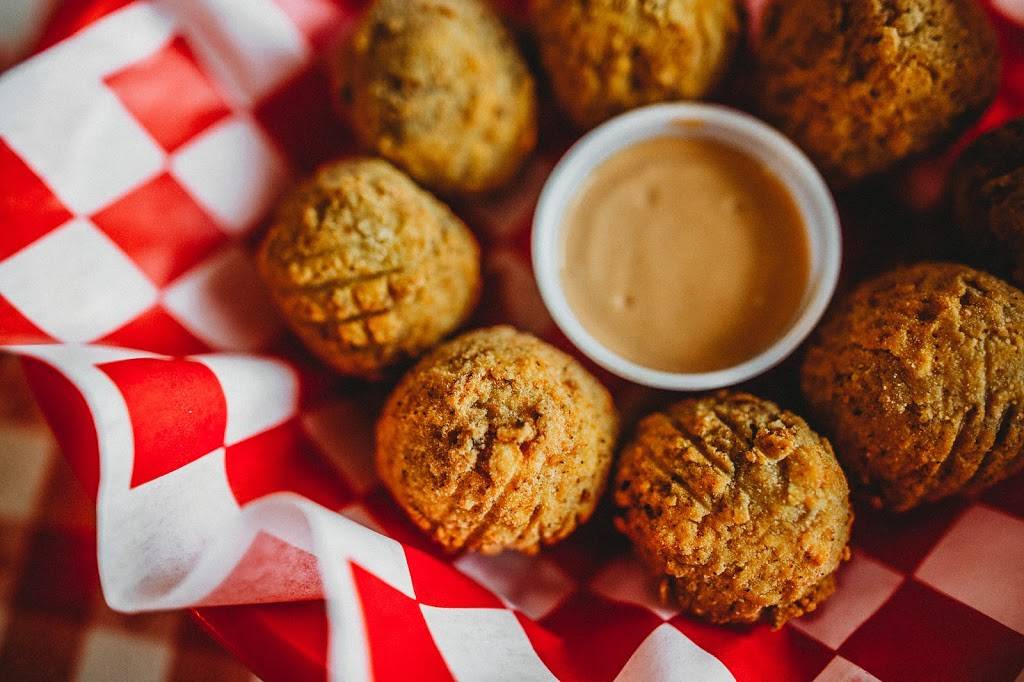 Bayou Boys Po-Boys | restaurant | 13335 TX-36, Needville, TX 77461, USA | 9797937276 OR +1 979-793-7276