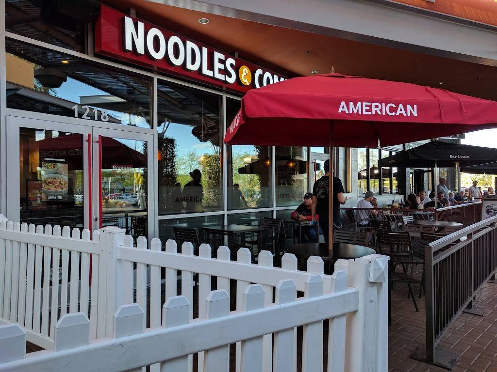 Noodles and Company | restaurant | 2000 E Rio Salado Pkwy, Tempe, AZ 85281, USA | 4809213500 OR +1 480-921-3500
