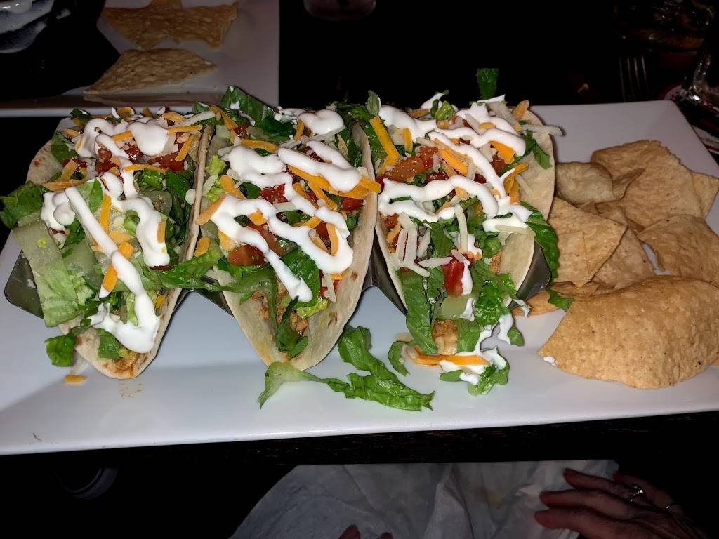 LUNA | restaurant | 706 Varick St, Utica, NY 13502, USA | 3159227067 OR +1 315-922-7067