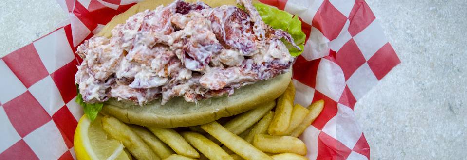 Yogies Cafe | restaurant | 80 Water St, Plymouth, MA 02360, USA | 7818315947 OR +1 781-831-5947