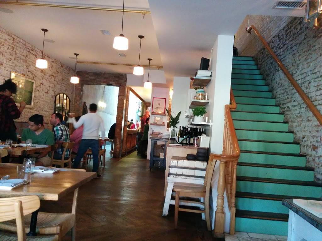 Roses Luxury | restaurant | 717 8th St SE, Washington, DC 20003, USA | 2025808889 OR +1 202-580-8889