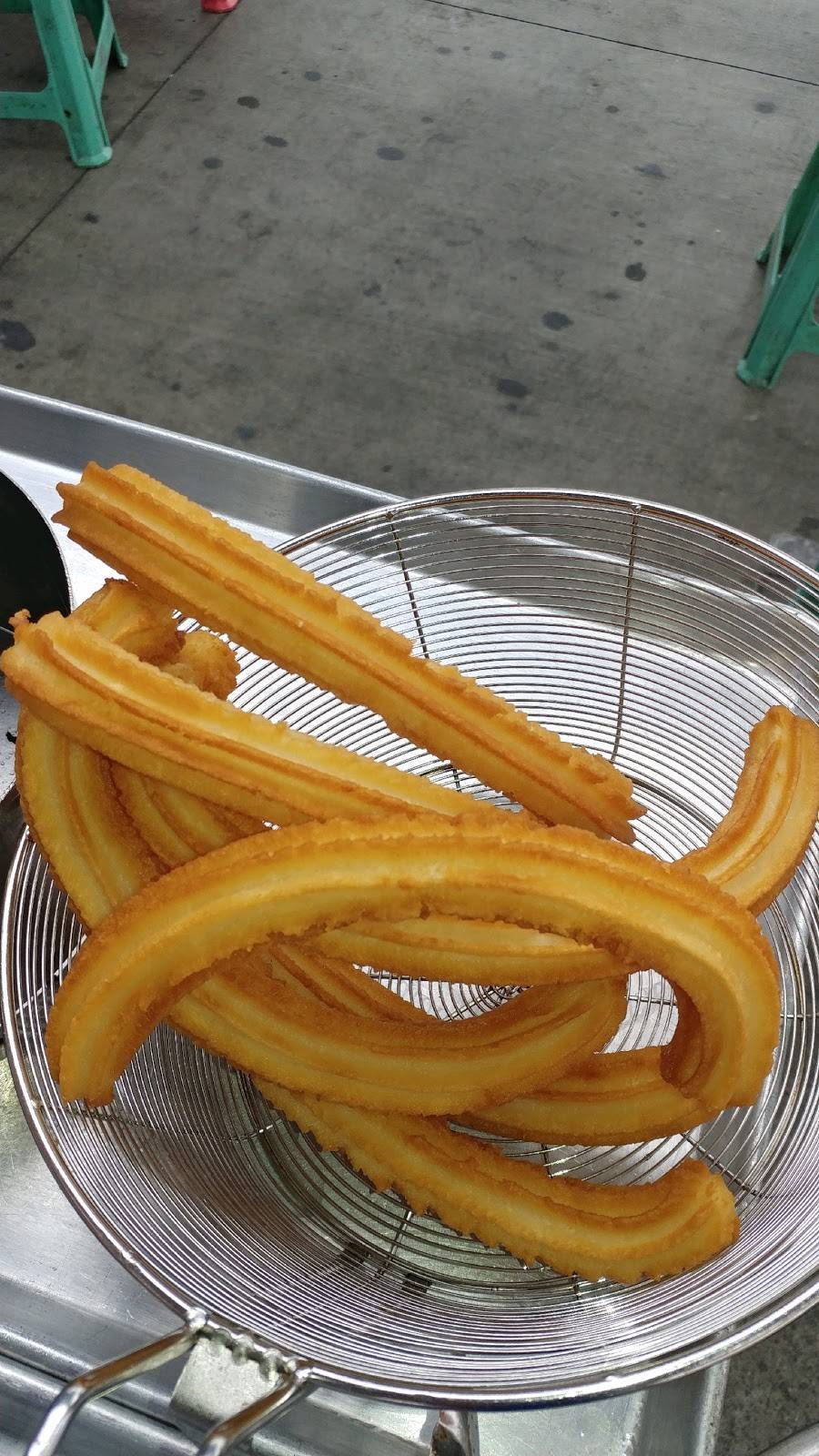 Churros calientes | restaurant | 2744 E 1st St, Los Angeles, CA 90033, USA | 3233381863 OR +1 323-338-1863