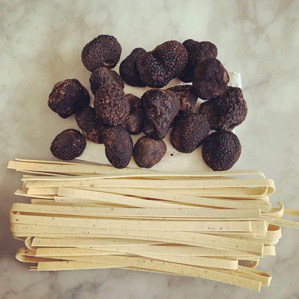 Chef Gigis Place | restaurant | 970 Hempstead Turnpike, Franklin Square, NY 11010, USA | 2124707415 OR +1 212-470-7415