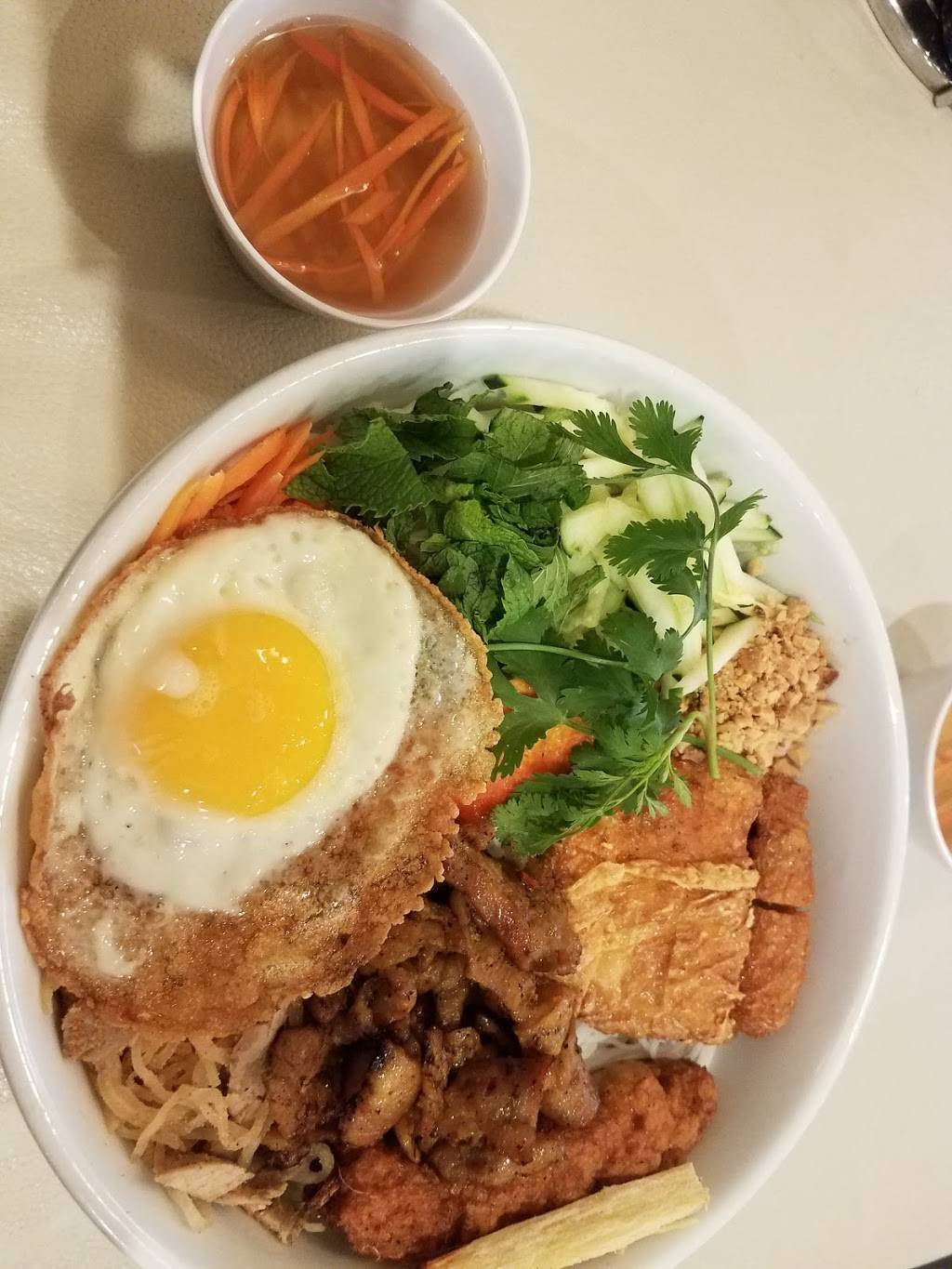 Bun Dong Ba - Vietnamese Noodle House | restaurant | 4023 E Belknap St #B, Haltom City, TX 76111, USA | 8178318778 OR +1 817-831-8778