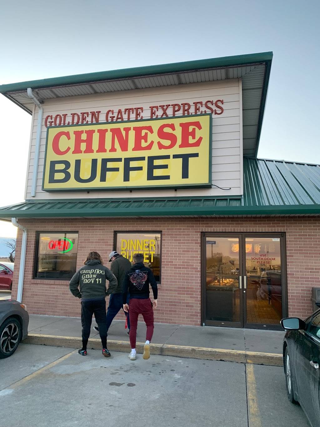 Golden Gate Express | restaurant | York, NE 68467, USA | 4023625300 OR +1 402-362-5300