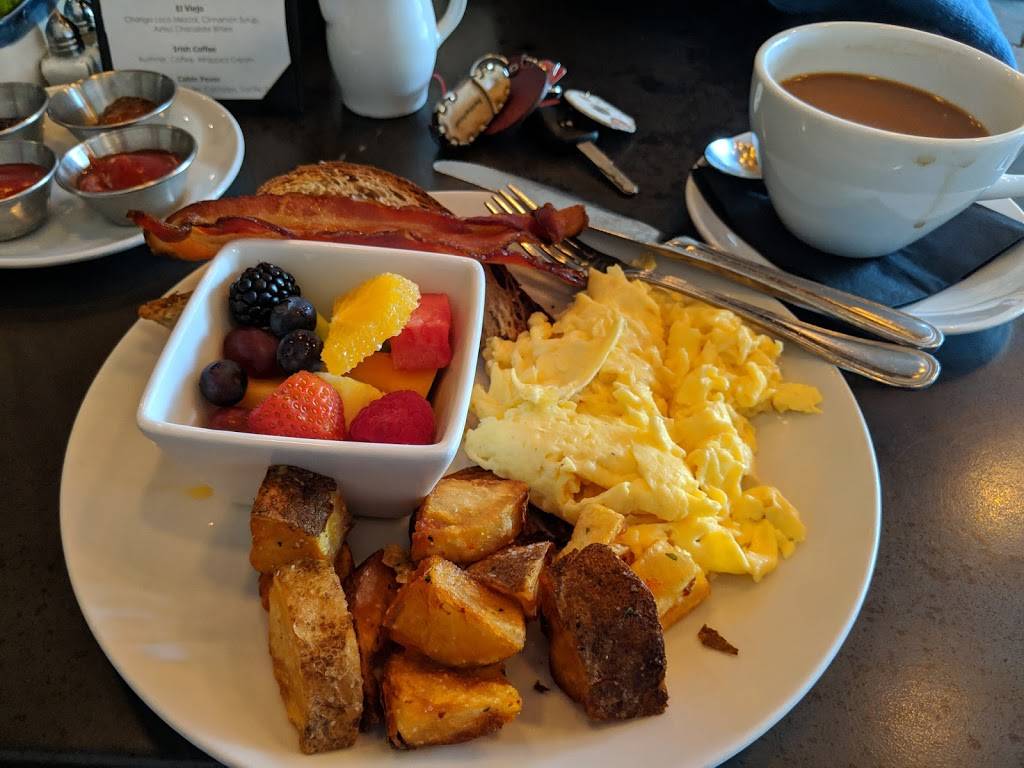 Woodbar | cafe | 3939 Montrose Blvd, Houston, TX 77006, USA | 7135286848 OR +1 713-528-6848