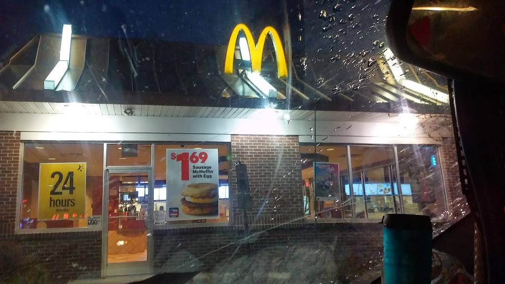 McDonalds | cafe | 2010 N Roxboro St, Durham, NC 27704, USA | 9192204074 OR +1 919-220-4074