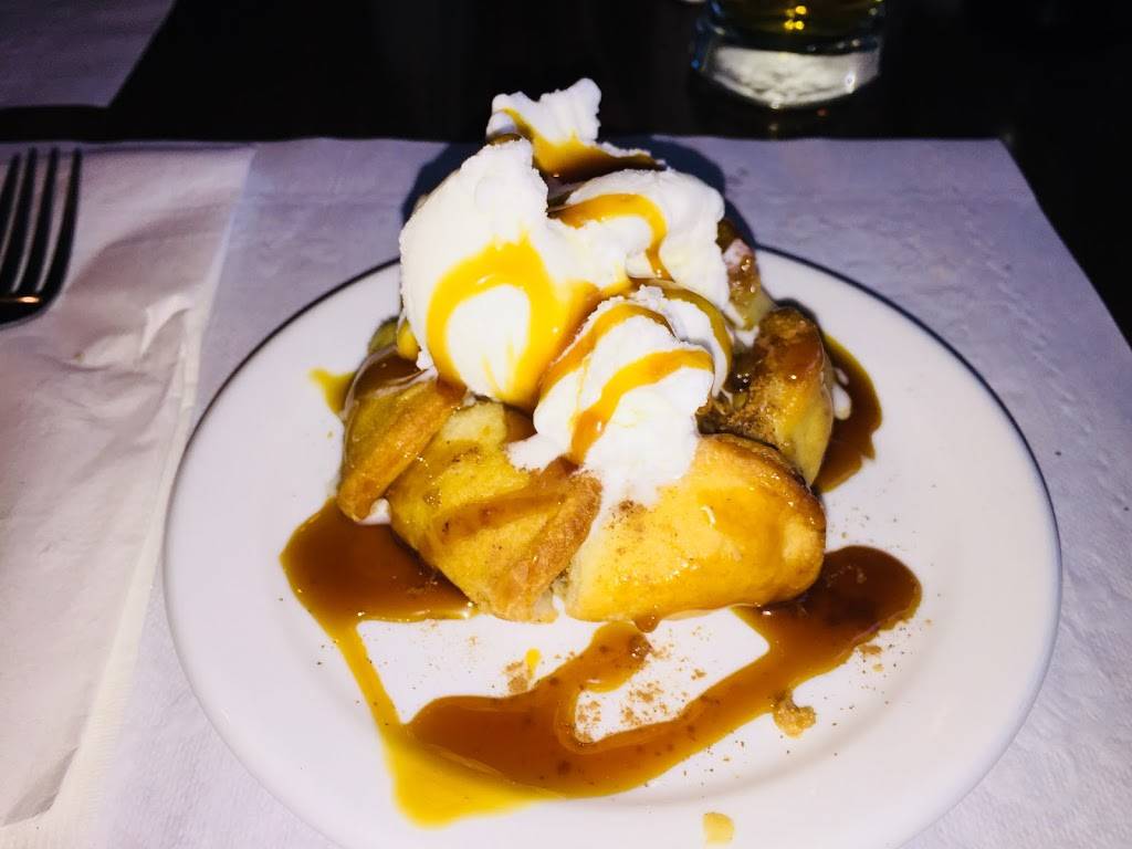 The Car Barn | restaurant | 23 Talbot Rd E, Tilbury, ON N0P 2L0, Canada | 5198254946 OR +1 519-825-4946