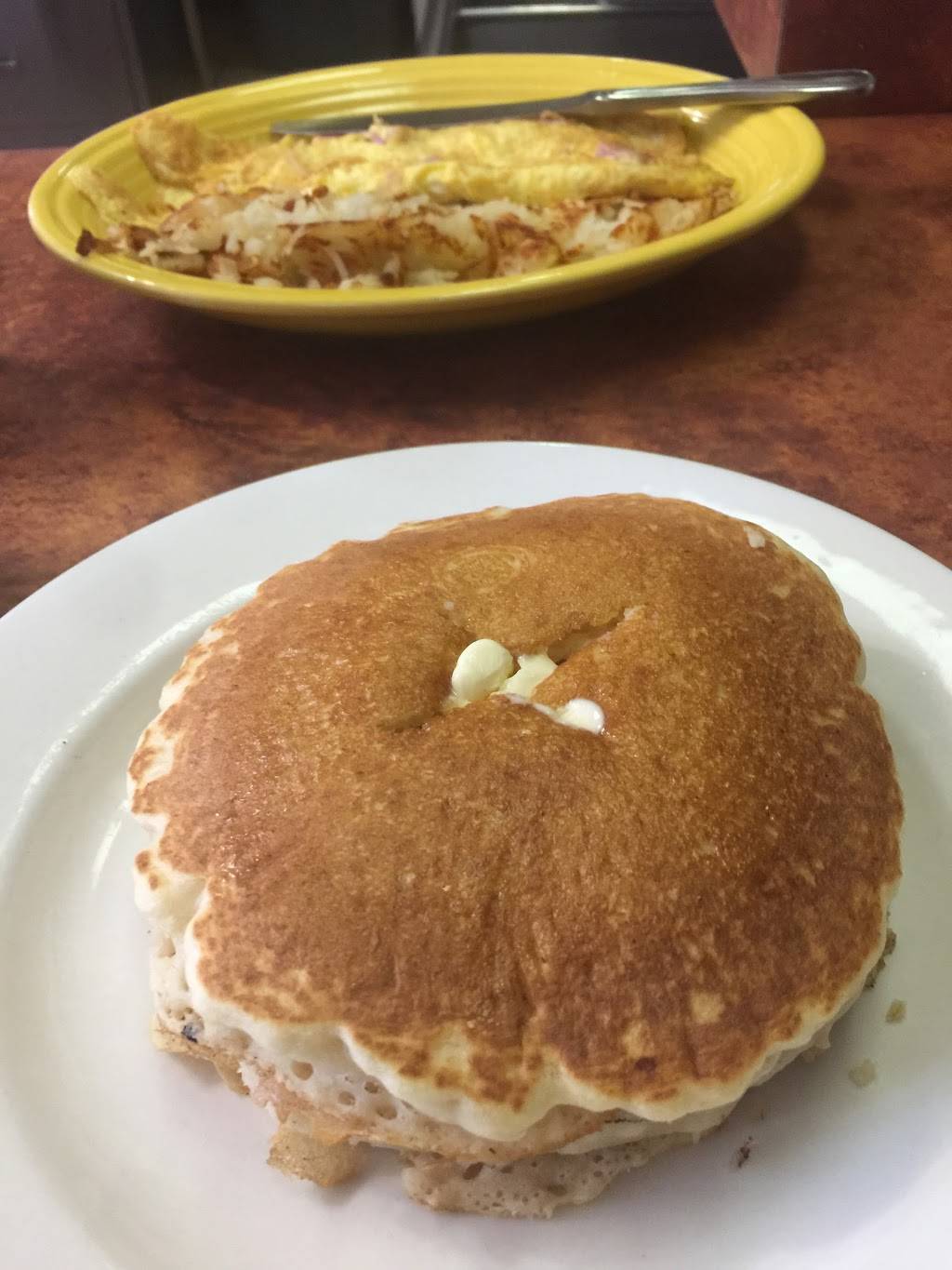 Parkview Restaurant Grill | restaurant | 2000 W 19th St, Chicago, IL 60608, USA | 3127330132 OR +1 312-733-0132