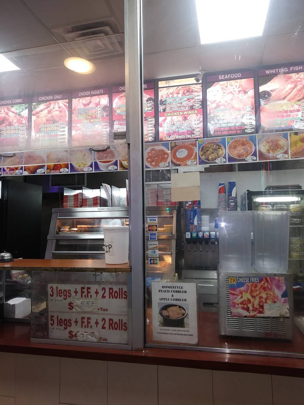 Crown Fried Chicken | restaurant | 1128 S Broad St, Philadelphia, PA 19146, USA | 2155469910 OR +1 215-546-9910