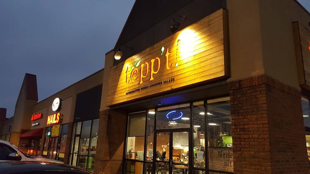 toppt Handcrafted Pizzas + Chopped Salads | restaurant | 379 Professional Ct, New Albany, IN 47150, USA | 8127258891 OR +1 812-725-8891