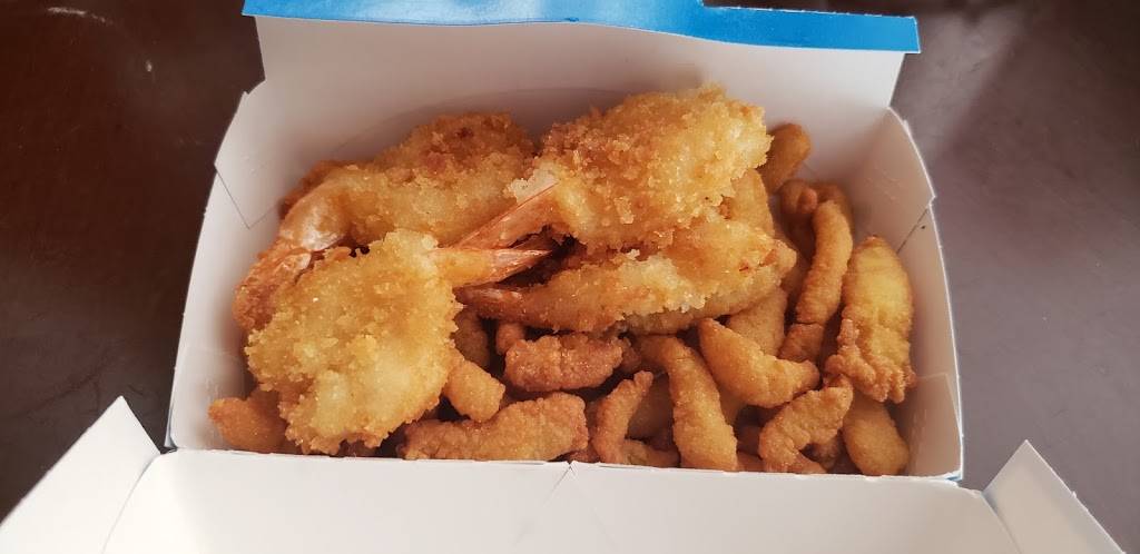 Captain Ds | restaurant | 4404 Elvis Presley Blvd, Memphis, TN 38116, USA | 9013323095 OR +1 901-332-3095