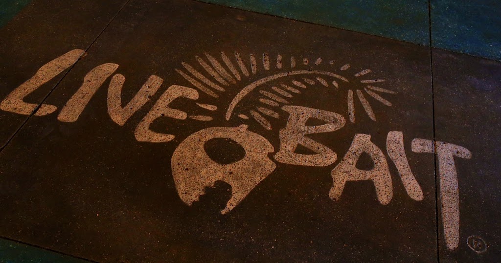 Live Bait Restaurant | restaurant | 24281 Perdido Beach Blvd, Orange Beach, AL 36561, USA | 2519741612 OR +1 251-974-1612