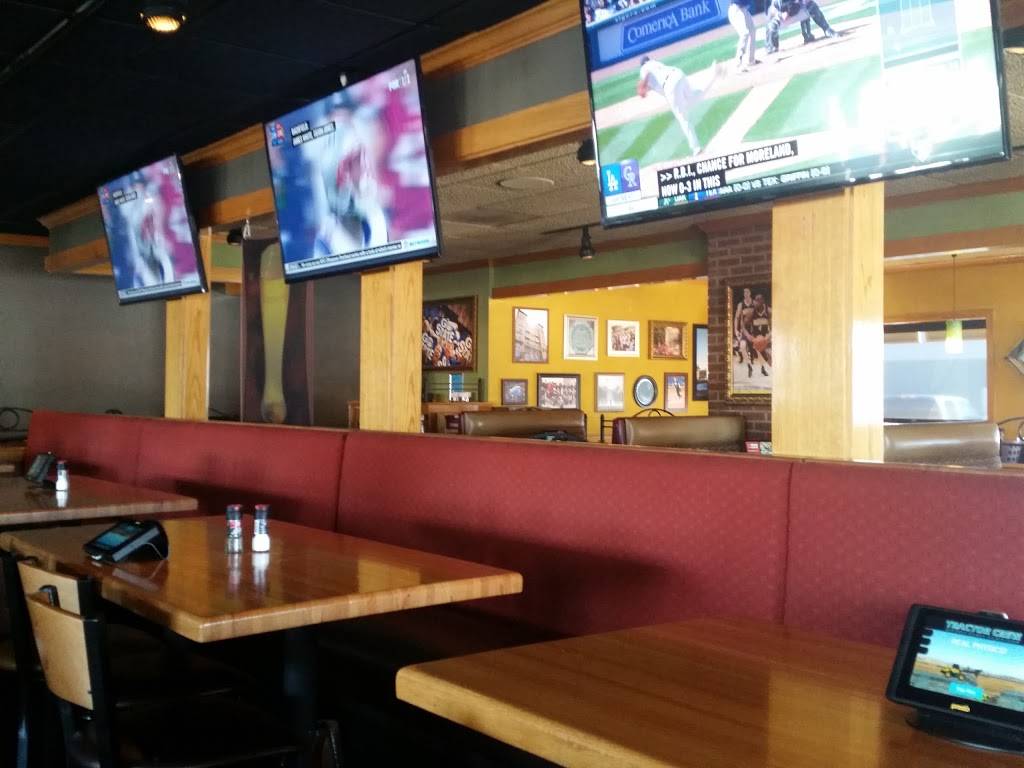 Applebees Grill + Bar | restaurant | 2506 S 3rd St, Terre Haute, IN 47802, USA | 8122322661 OR +1 812-232-2661