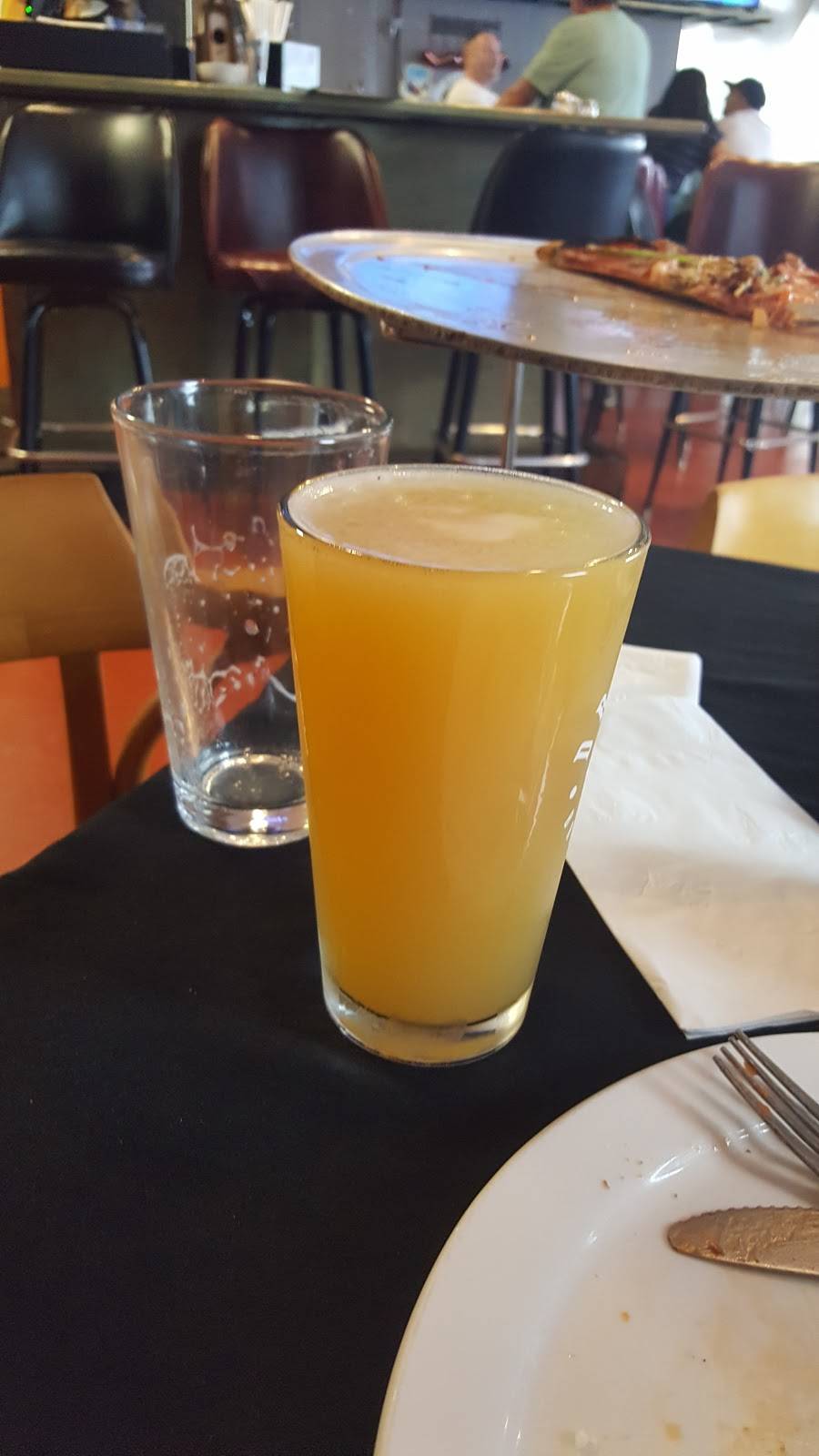 BZ’s Pizza and Italian Kitchen | restaurant | 7856 E Wrightstown Rd, Tucson, AZ 85715, USA | 5205461402 OR +1 520-546-1402