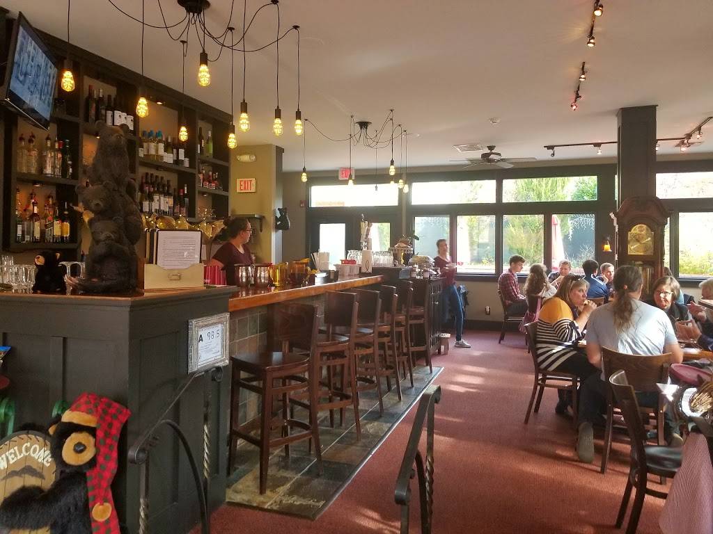 Black Bear Tavern | restaurant | 10 E Market St, Black Mountain, NC 28711, USA | 8283578470 OR +1 828-357-8470