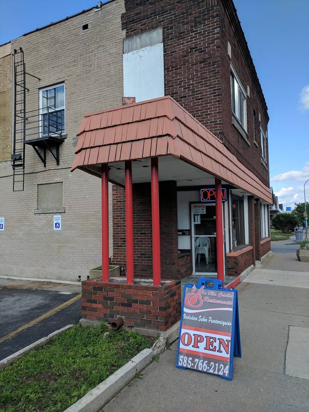 La Olla Criolla | restaurant | 1584 E Main St, Rochester, NY 14609, USA | 5852704757 OR +1 585-270-4757