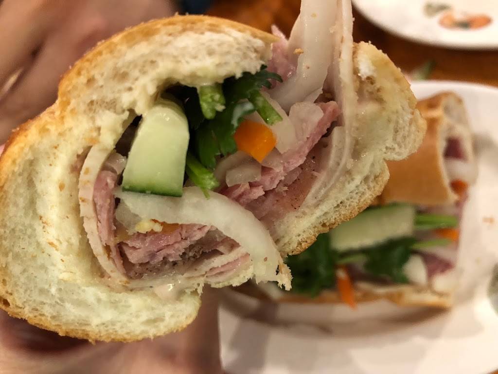 Pho Hoang | restaurant | 41-01 Kissena Blvd, Flushing, NY 11355, USA | 7187626151 OR +1 718-762-6151