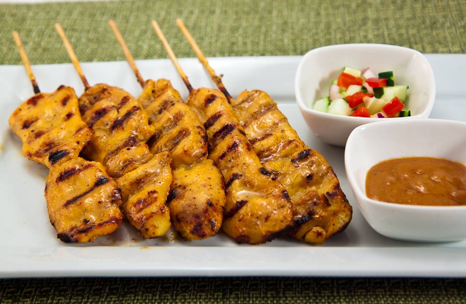 Issara Thai Cuisine | restaurant | 7251 Warner Ave F, Huntington Beach, CA 92647, USA | 7148477777 OR +1 714-847-7777