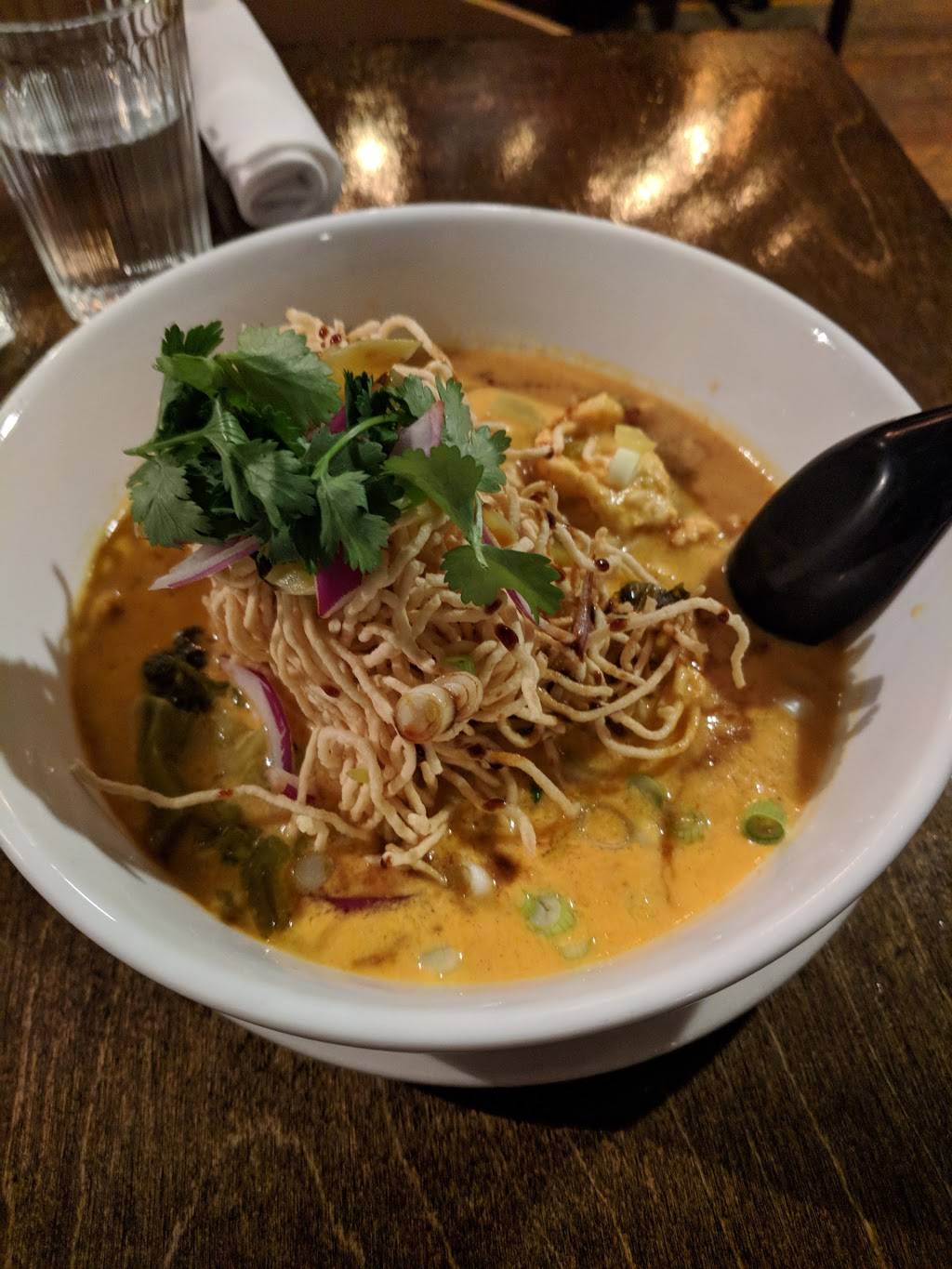 Monsoon Siam | restaurant | 113 E Market St, Charlottesville, VA 22902, USA | 4349711515 OR +1 434-971-1515