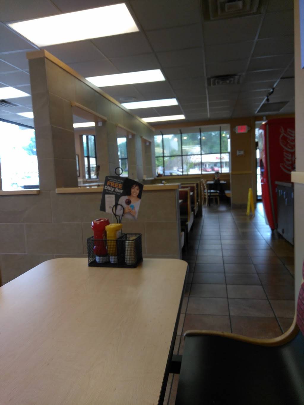 Dairy Queen Grill & Chill | restaurant | 2116 E Spring St, New Albany, IN 47150, USA | 8129447822 OR +1 812-944-7822