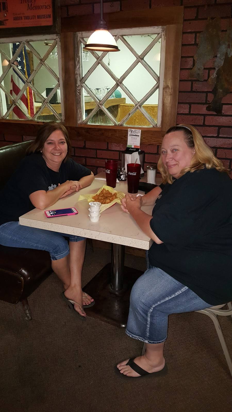 Double D Steakhouse | cafe | 935 NW 2nd St, Kerens, TX 75144, USA | 9033962789 OR +1 903-396-2789