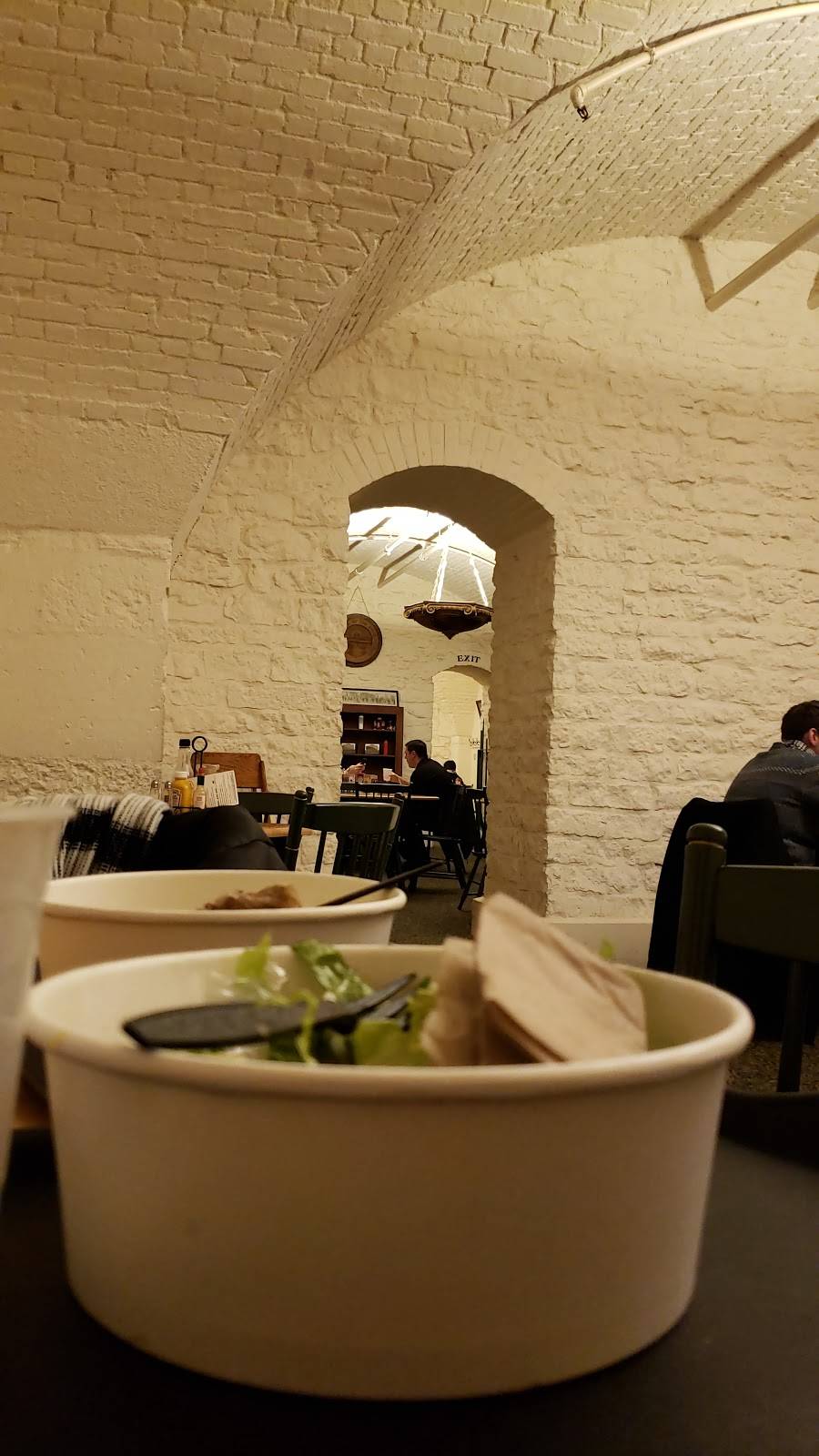 Graze | restaurant | 1 Capitol Square, Columbus, OH 43215, USA | 6147289231 OR +1 614-728-9231