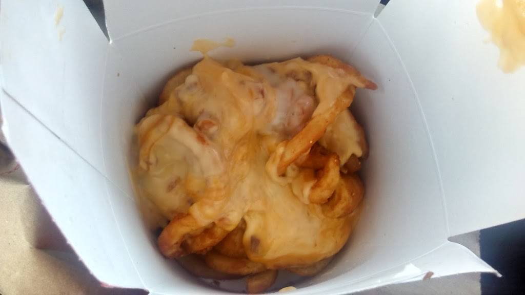 Jack in the Box | restaurant | 107 W Caldwell Ave, Visalia, CA 93277, USA | 5597490191 OR +1 559-749-0191