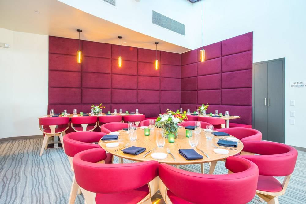 Tangata Restaurant | restaurant | 2002 N Main St, Santa Ana, CA 92706, USA | 7145500906 OR +1 714-550-0906