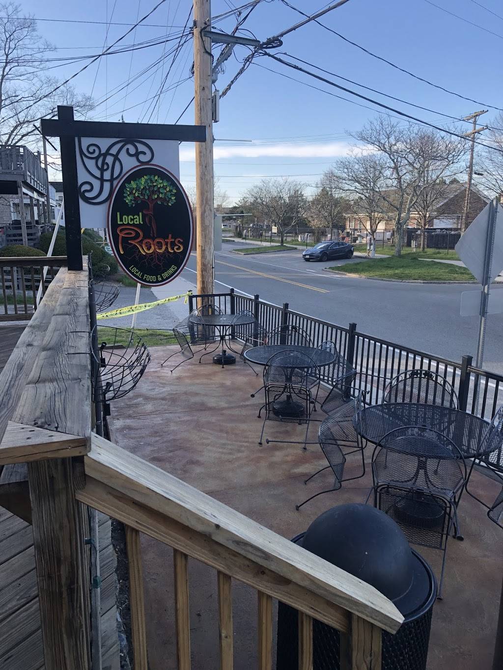 Local Roots | restaurant | 186 Water St, Plymouth, MA 02360, USA | 5087474141 OR +1 508-747-4141