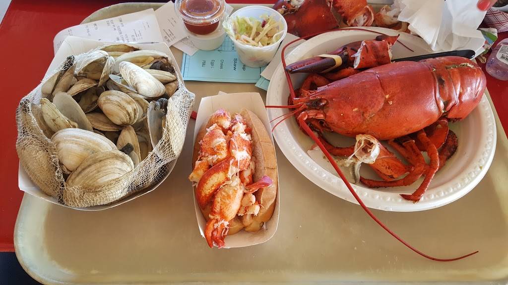 Abbotts Lobster In the Rough | restaurant | 117 Pearl St, Groton, CT 06340, USA | 8605367719 OR +1 860-536-7719