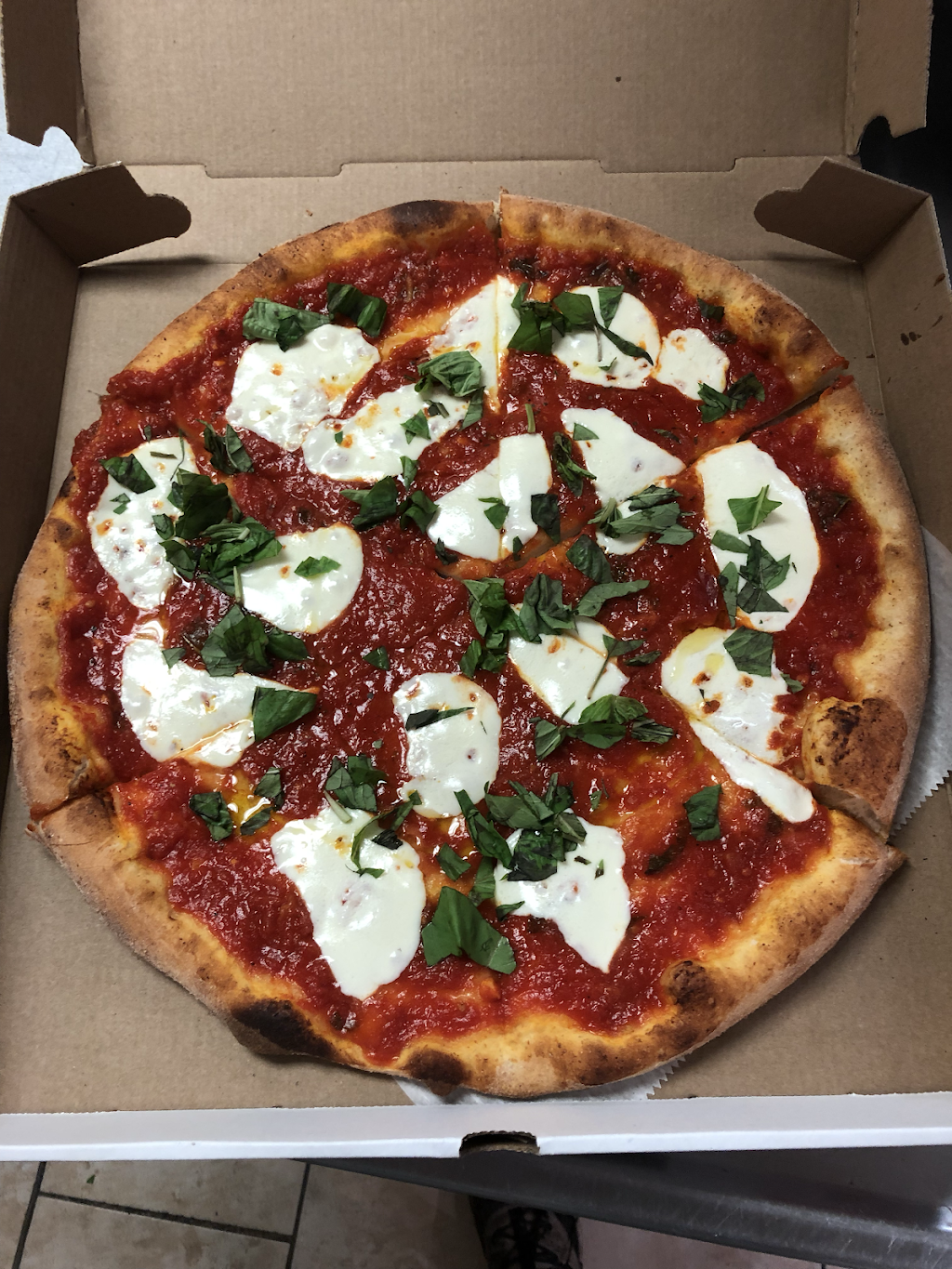 Ralphys Pizza Restaurant | restaurant | 440 Forest Ave, Paramus, NJ 07652, USA | 2018804333 OR +1 201-880-4333