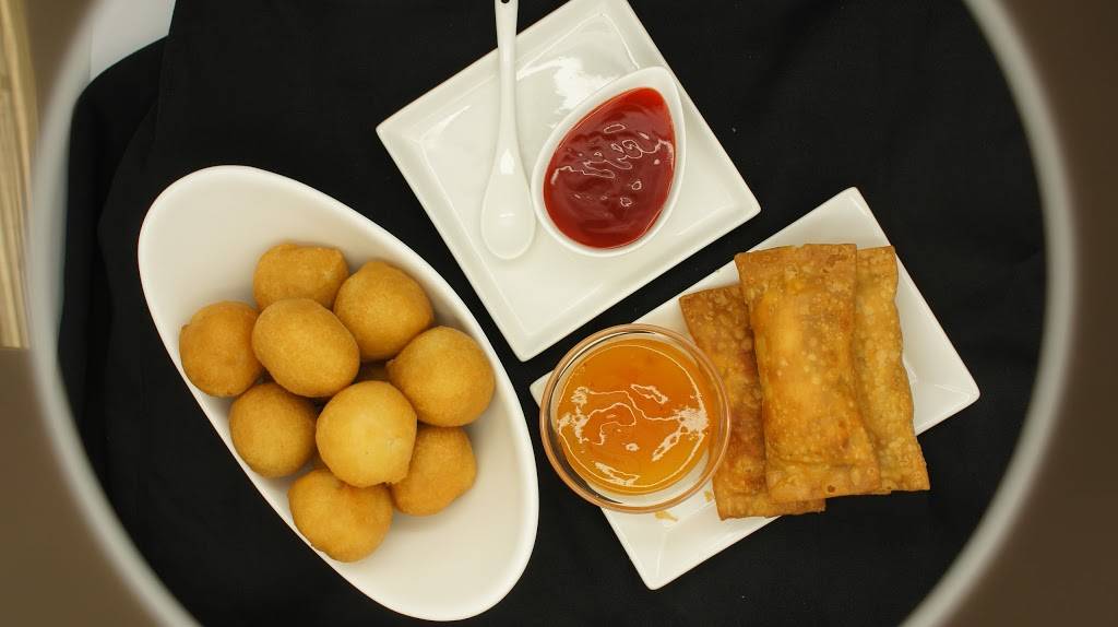 Restaurant Nouveau Li Ho | restaurant | 56 Rue Fortier, Gatineau, QC J8Y 4R4, Canada | 8197712491 OR +1 819-771-2491