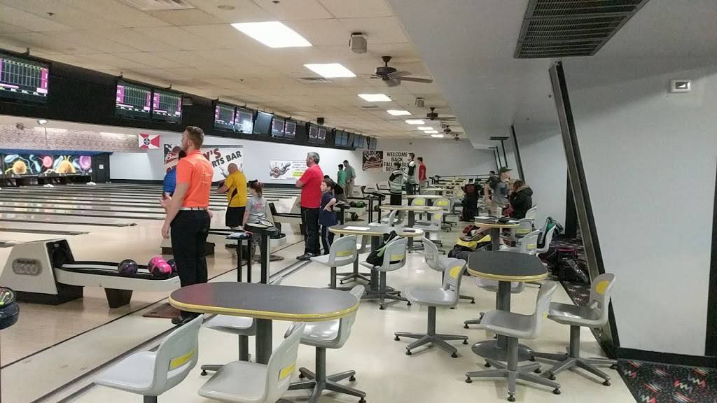 West Acres Bowling Center | night club | 749 N Ridge Rd, Wichita, KS 67212, USA | 3167225211 OR +1 316-722-5211