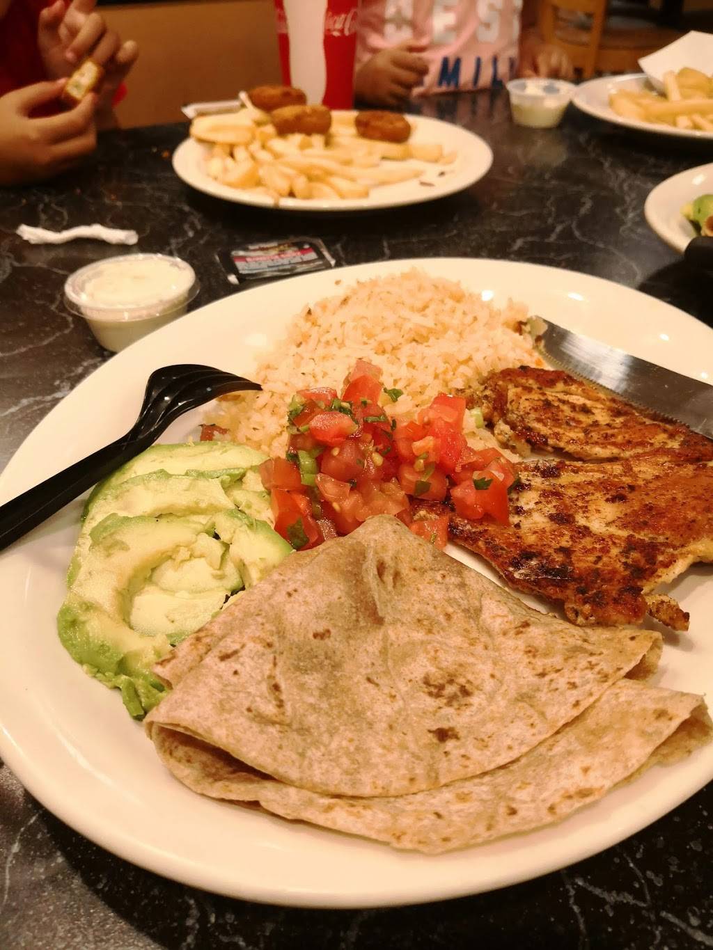 Hot Off the Grill | restaurant | 16522 Bolsa Chica St, Huntington Beach, CA 92649, USA | 7143770238 OR +1 714-377-0238