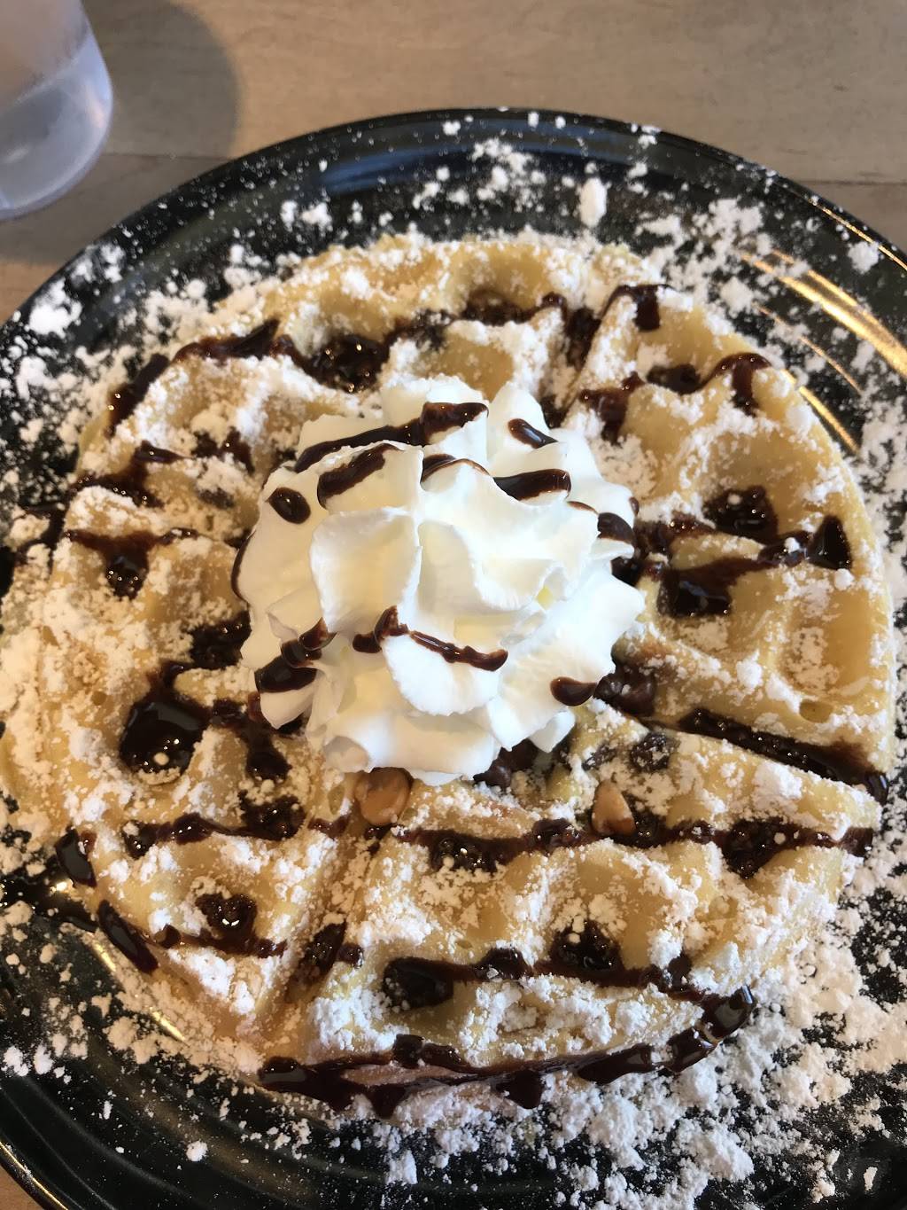 Wally Waffle | restaurant | 100 North Ave #101, Tallmadge, OH 44278, USA | 3306337400 OR +1 330-633-7400
