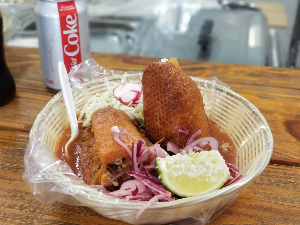 RO-HO Pork & Bread | restaurant | 8617 N New Braunfels Ave, San Antonio, TX 78217, USA | 2108003487 OR +1 210-800-3487