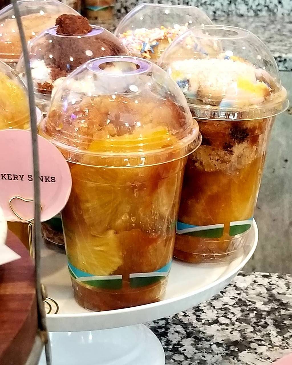 Erin McKennas Bakery | bakery | 1642 E Buena Vista Dr B, Orlando, FL 32830, USA | 8554622292 OR +1 855-462-2292