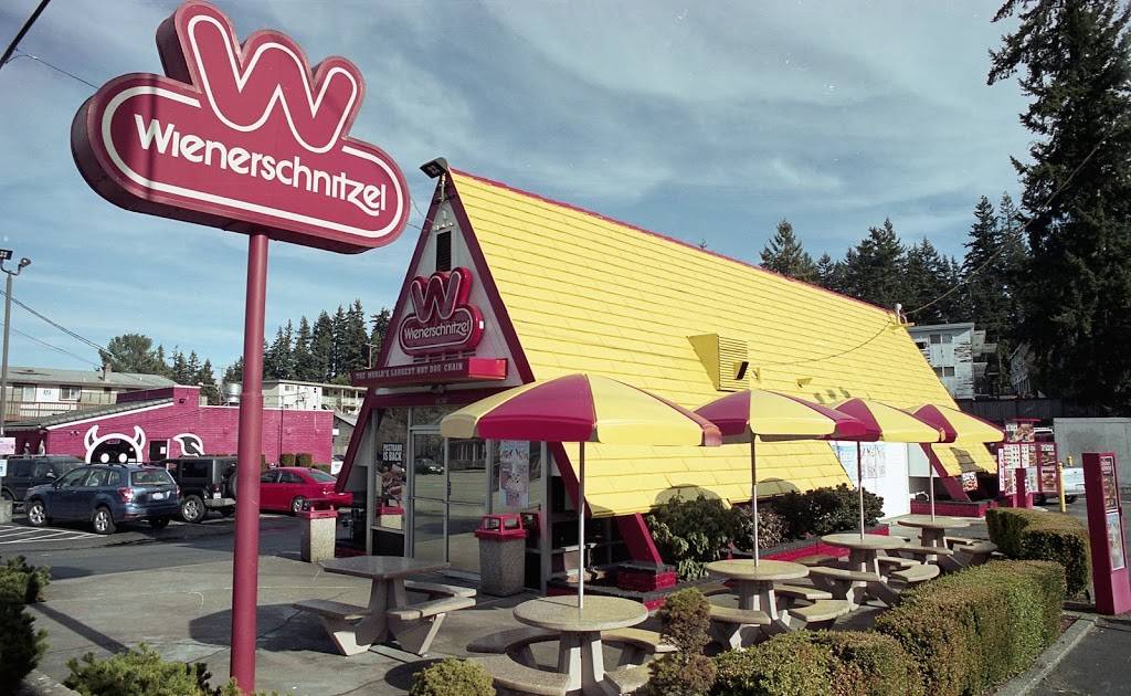 Wienerschnitzel | restaurant | 5905 Evergreen Way, Everett, WA 98203, USA | 4253536363 OR +1 425-353-6363