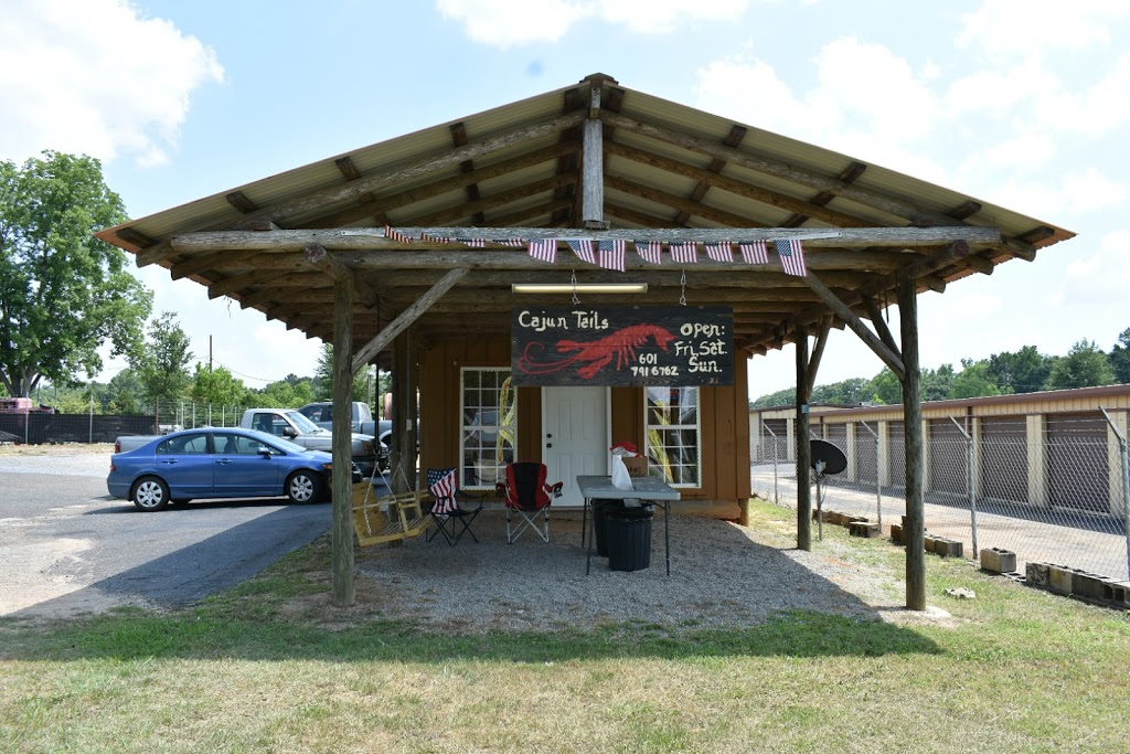 Cajun Tails | restaurant | 6273 MS-198 E, Lucedale, MS 39452, USA | 6017916762 OR +1 601-791-6762