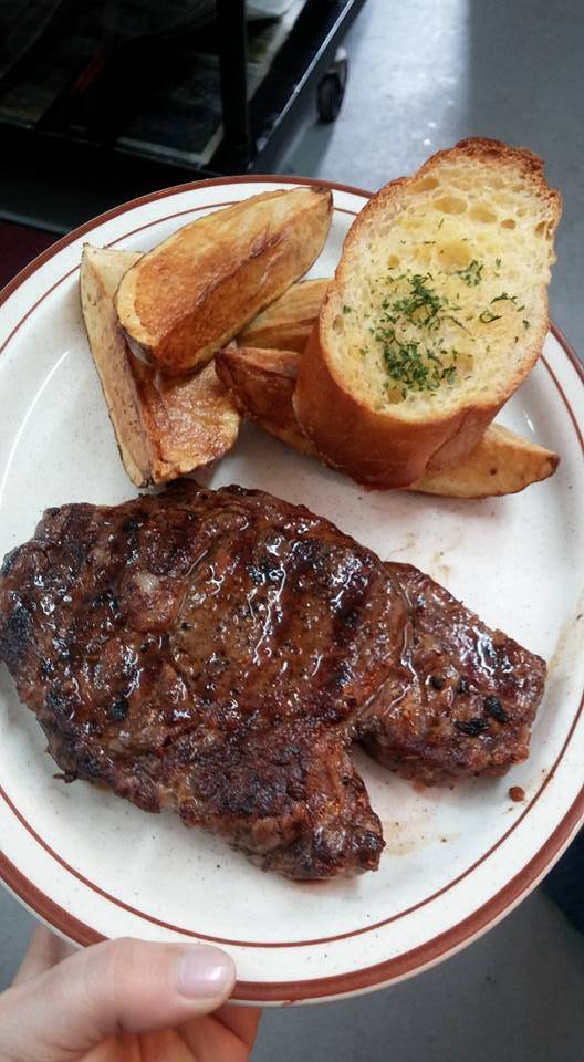 Minos II Diner | restaurant | 106 S Randolph St, Garrett, IN 46738, USA | 2603575924 OR +1 260-357-5924