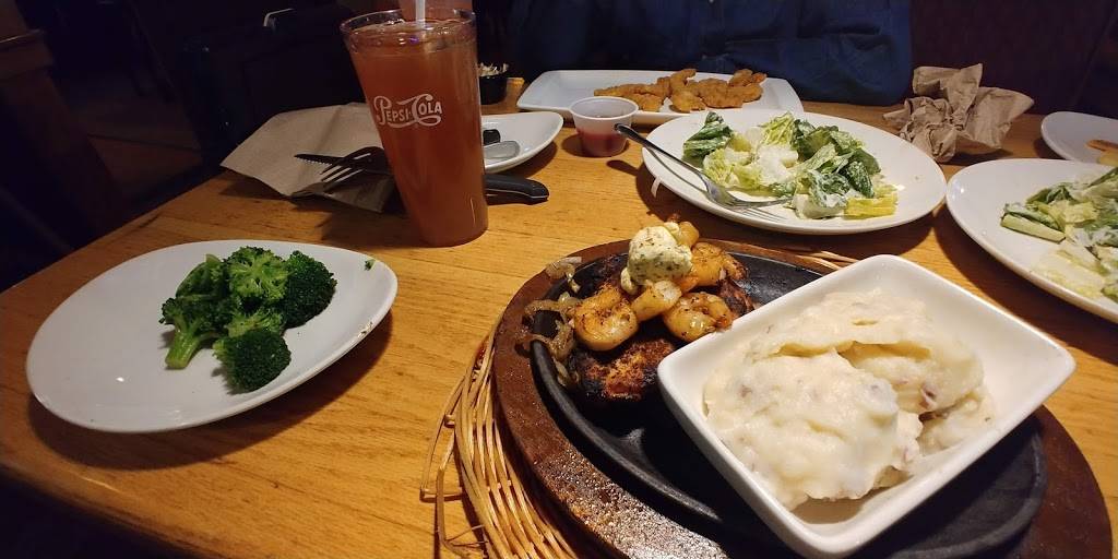 Applebees Grill + Bar | restaurant | 1641 Niagara Falls Blvd, Amherst, NY 14228, USA | 7168318062 OR +1 716-831-8062
