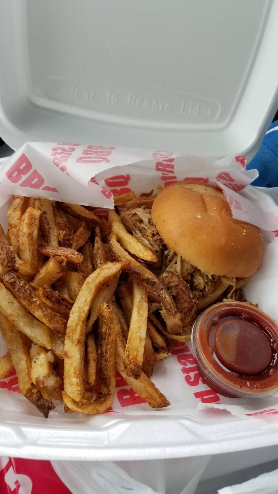 Red State BBQ | restaurant | 4020 Georgetown Rd, Lexington, KY 40511, USA | 8592337898 OR +1 859-233-7898