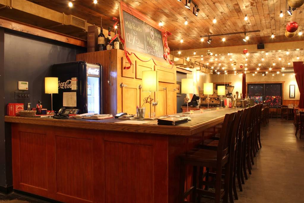 lOlive Rouge | restaurant | 193 Rue Notre Dame E Suite 200, Victoriaville, QC G6P 3Z8, Canada | 8197954492 OR +1 819-795-4492