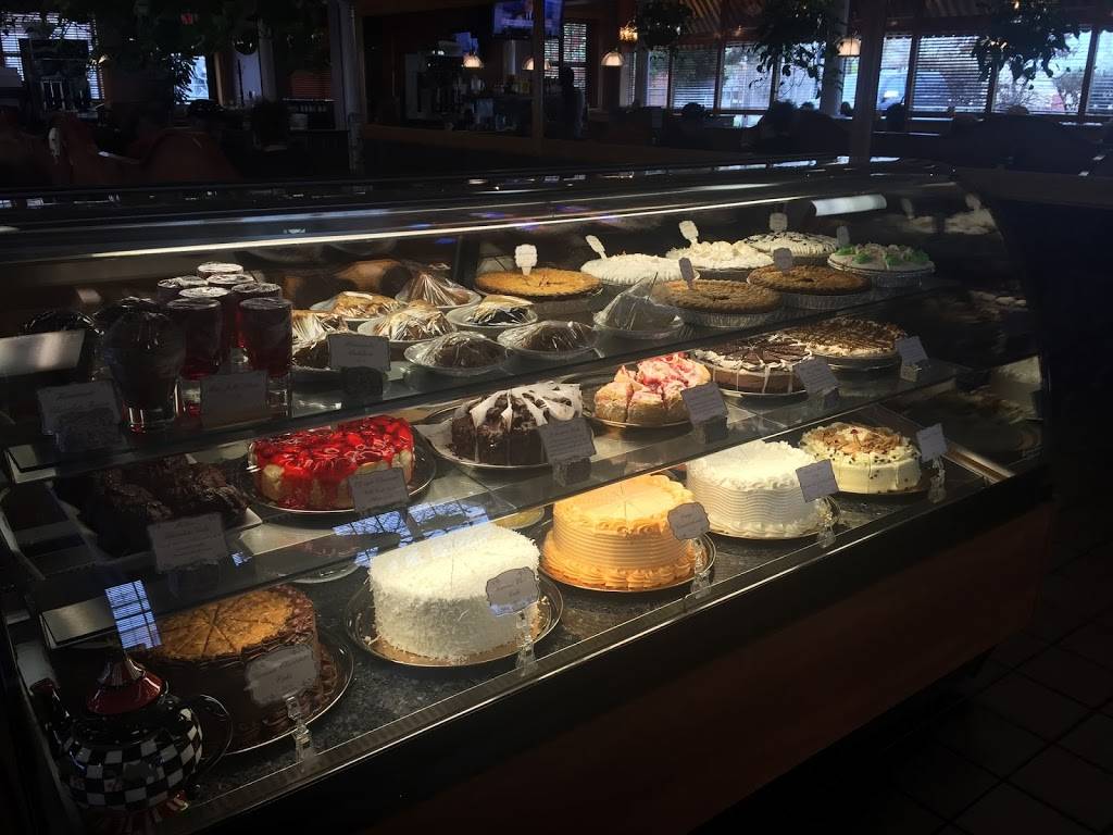 East Ridge Family Restaurant | restaurant | 1925 East Ridge Road, Rochester, NY 14622, USA | 5853387900 OR +1 585-338-7900