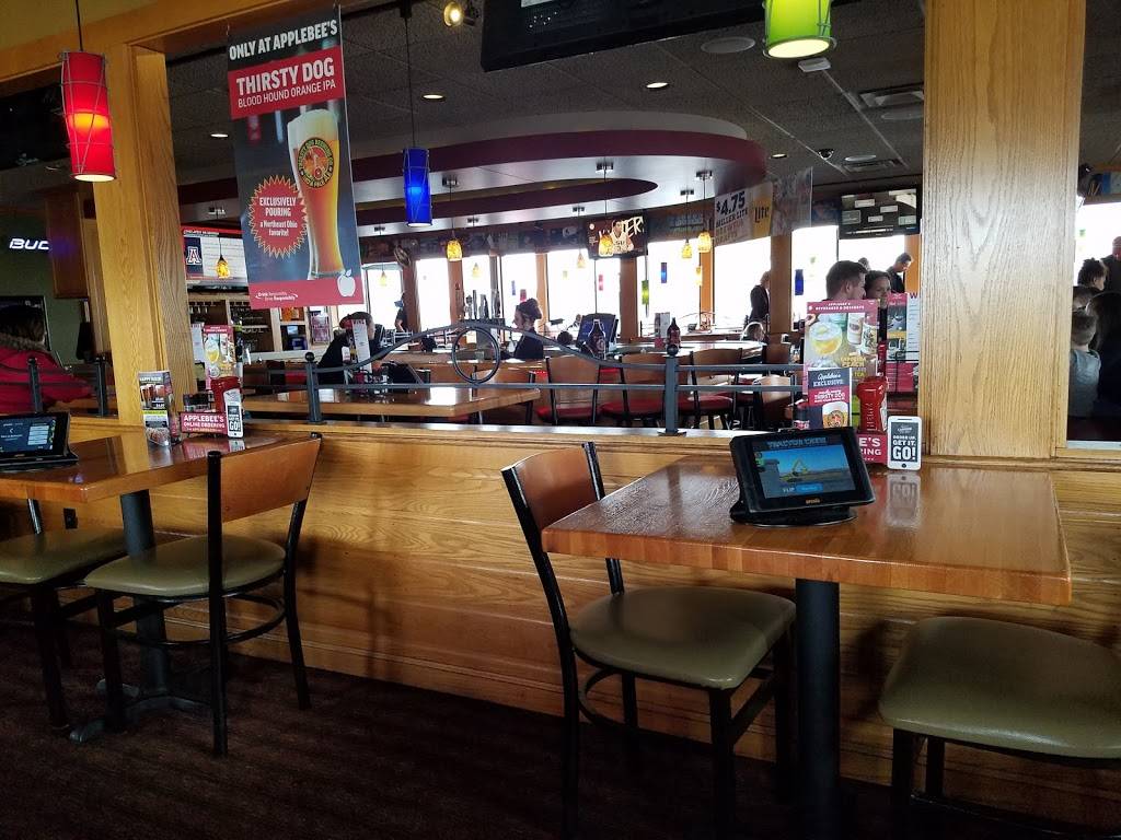 Applebees Grill + Bar | restaurant | 4981 Dressler Rd NW, North Canton, OH 44718, USA | 3304923900 OR +1 330-492-3900