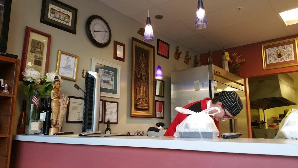 Thai Gourmet Restaurant | restaurant | 9555 Kings Charter Dr, Ashland, VA 23005, USA | 8045500055 OR +1 804-550-0055